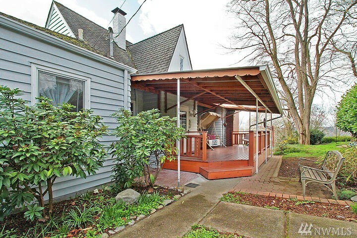 Property Photo:  5357 S 120th St  WA 98178 