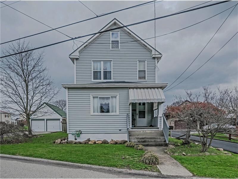 Property Photo:  2415 Latrobe Street  PA 15133 