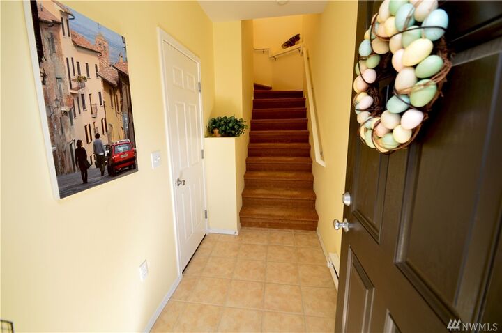 Property Photo: 6134 Hazel Lp SE C WA 98092