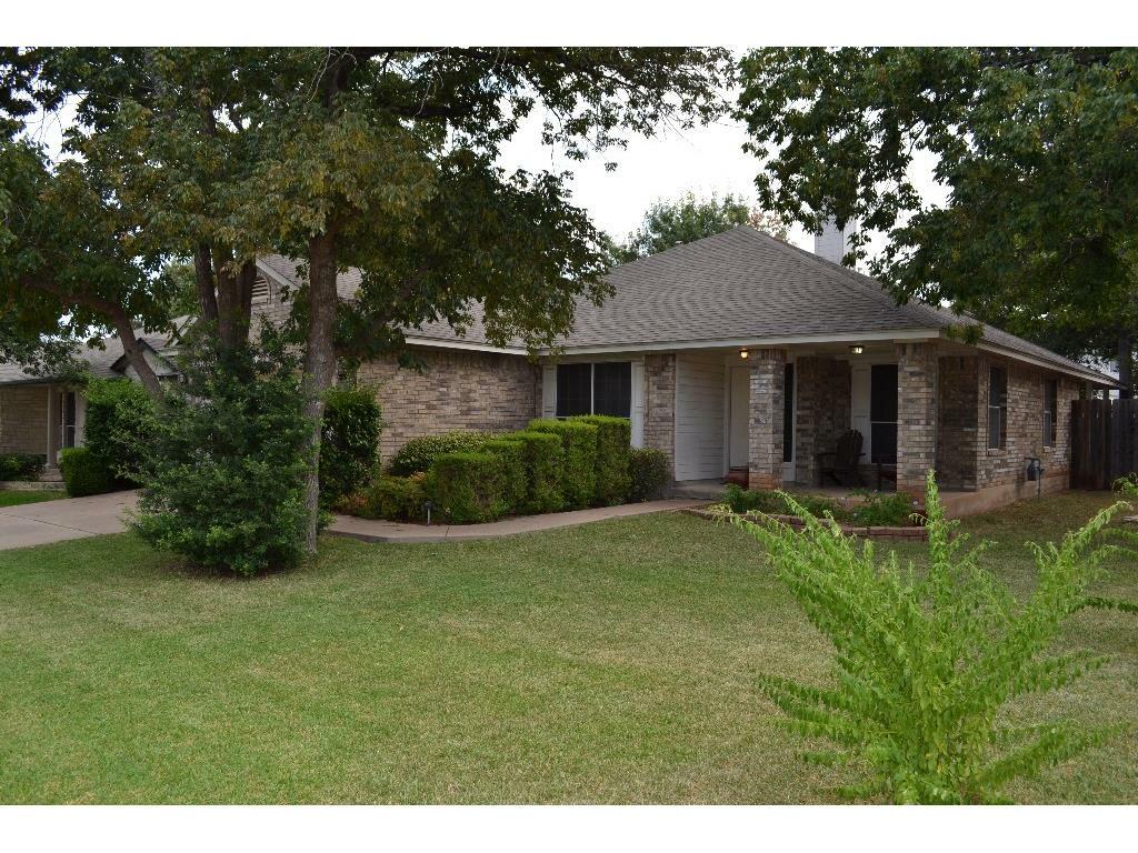 Property Photo:  8116 Osborne Drive  TX 78729 