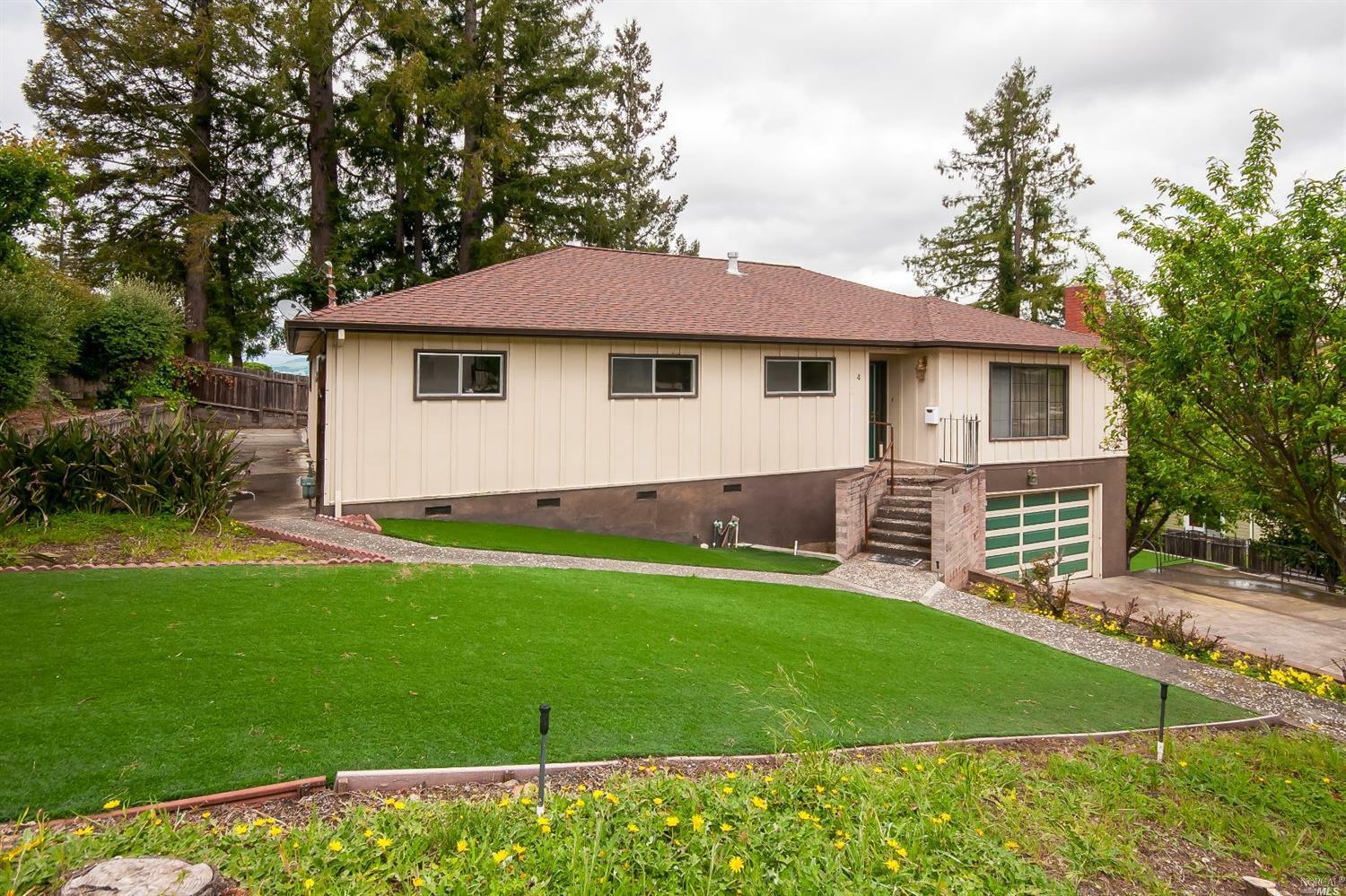 Property Photo:  4 Jean Court  CA 94952 