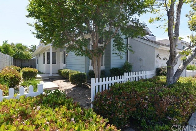 Property Photo:  19 Autumnleaf 141  CA 92614 