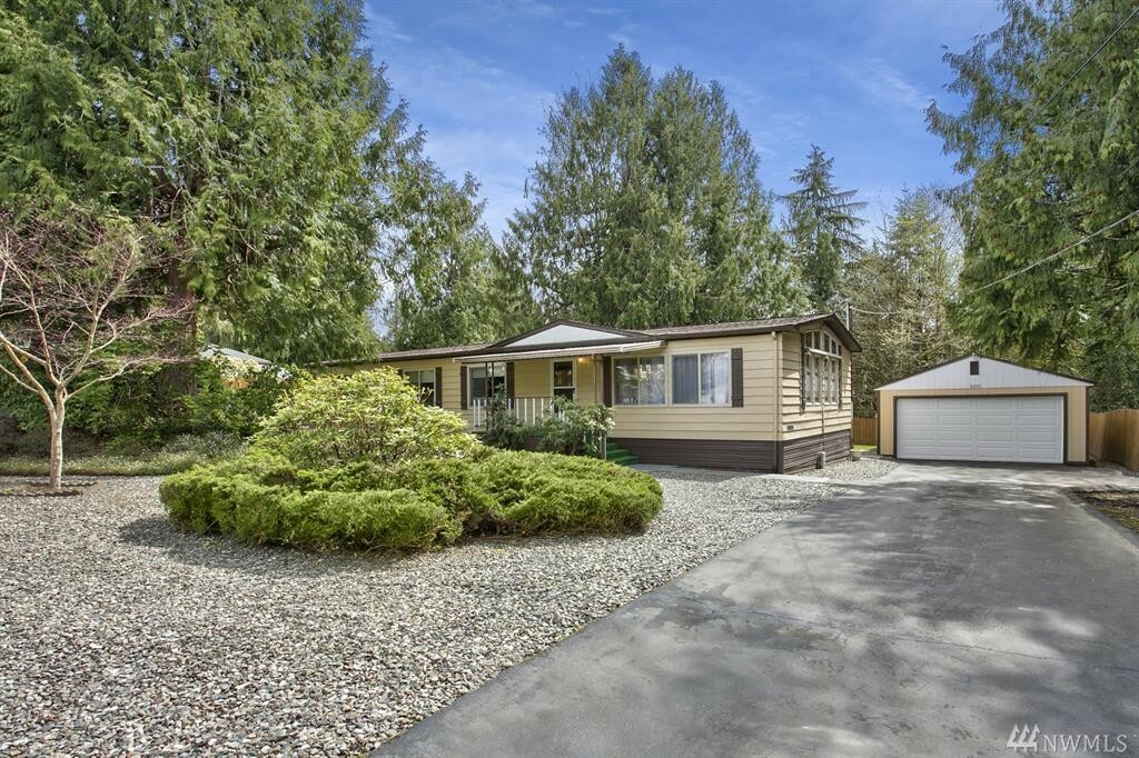Property Photo: 2501 NE Helm St WA 98310