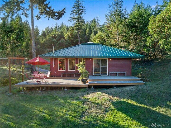 Property Photo: 165 Curley Wy WA 98250