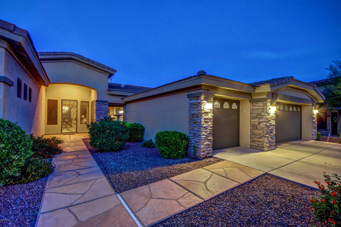 Property Photo:  1590 W Copper Sky Drive  AZ 85737 