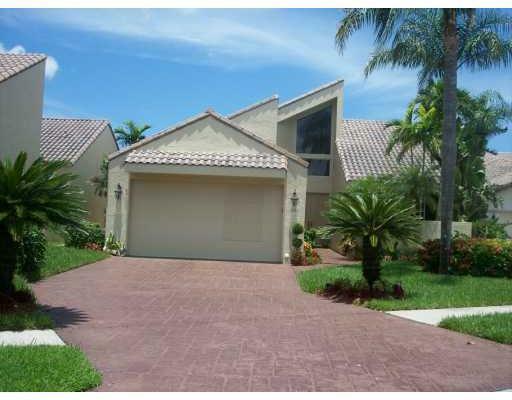 Property Photo:  17216 Newport Club Dr  FL 33496 