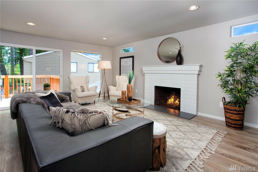 Property Photo: 11320 NE 129th Ct WA 98034