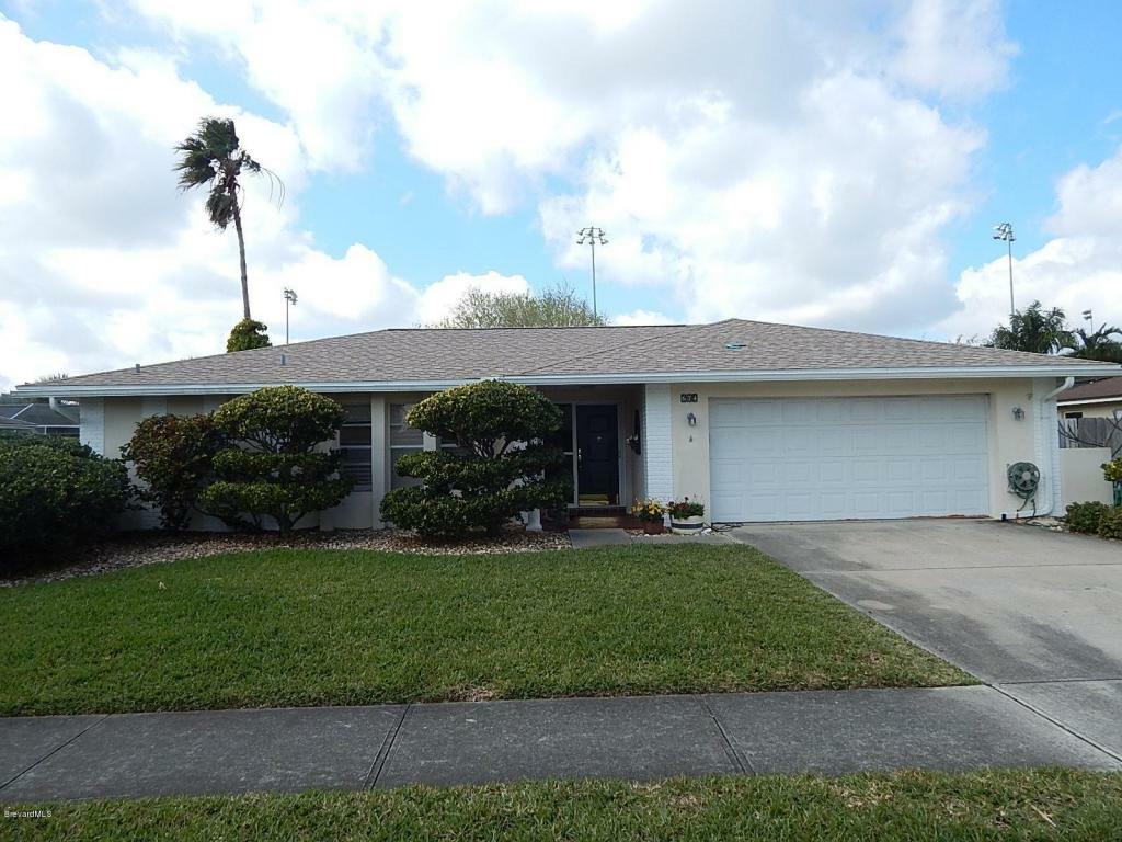 Property Photo:  674 Caribbean Road  FL 32937 