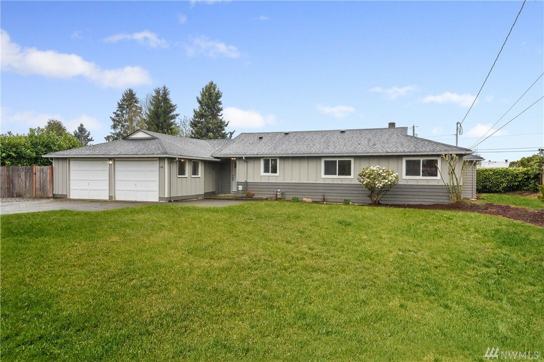 Property Photo:  1142 N Skyline Dr  WA 98406 