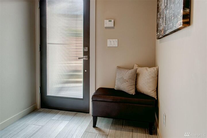 Property Photo:  3632 NE 73rd St  WA 98115 