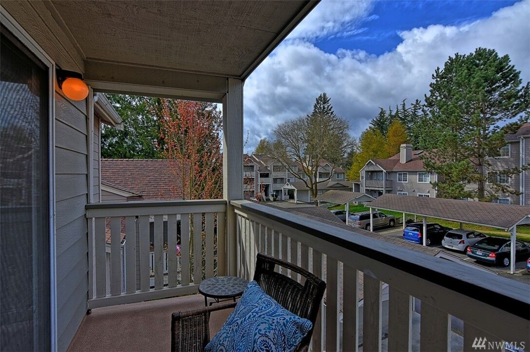 Property Photo: 215 100th St SW C304 WA 98204