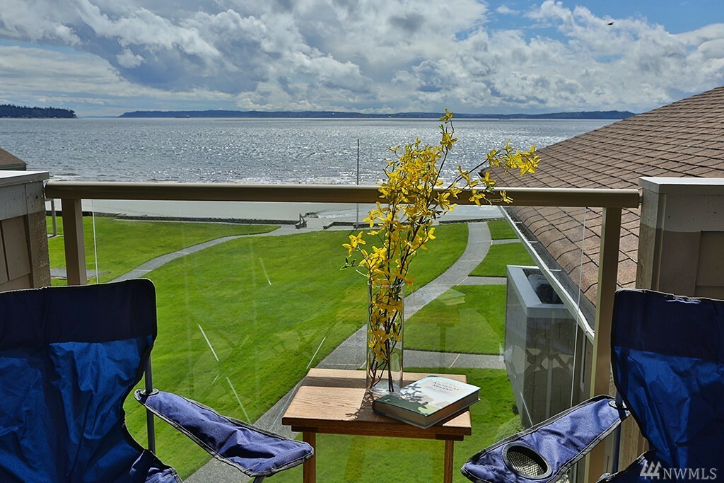 Property Photo: 816 Old Beach Rd 302 WA 98249