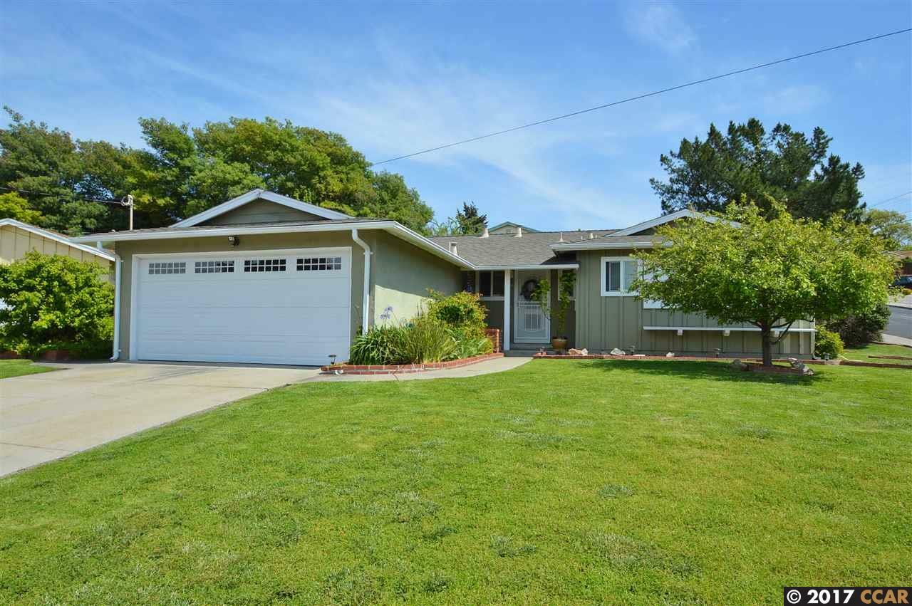 Property Photo:  2560 McVicker Ct  CA 94806 