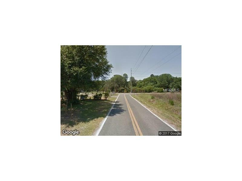 Property Photo:  1902 Berry Road  FL 33567 