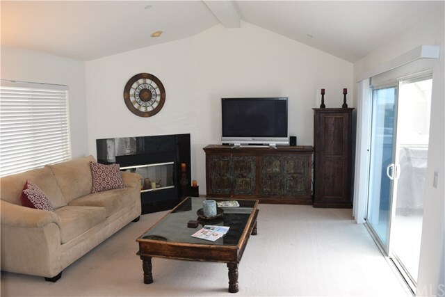 Property Photo: 720 N Lucia Avenue B CA 90277