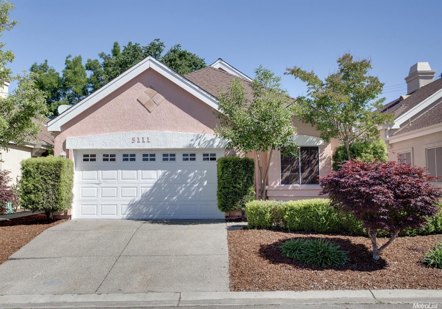 Property Photo: 5111 Walnut Pointe Lane CA 95608