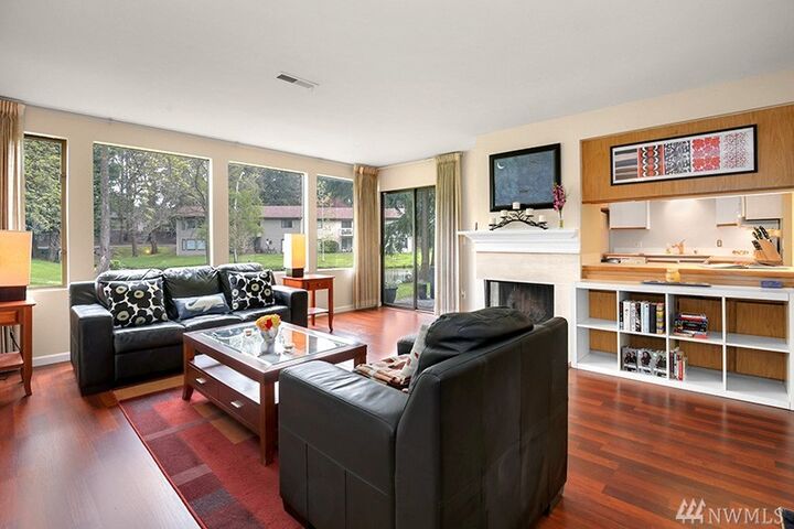 Property Photo:  1331 Bellefield Park Lane  WA 98004 