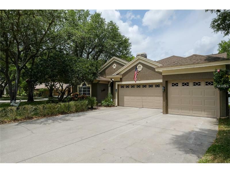 Property Photo: 4715 Devonshire Boulevard FL 34685