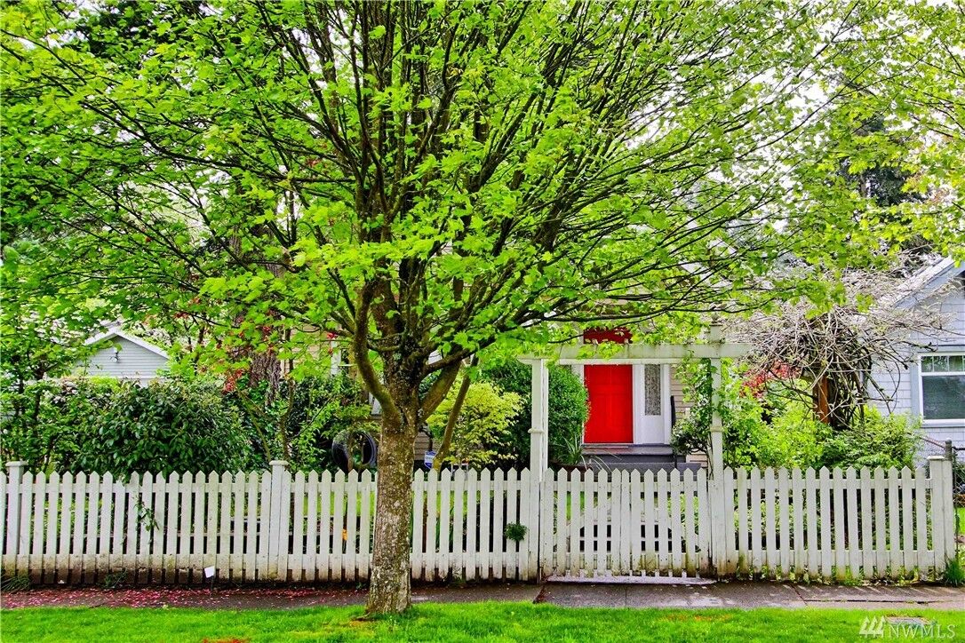 Property Photo: 4006 S 7th WA 98405