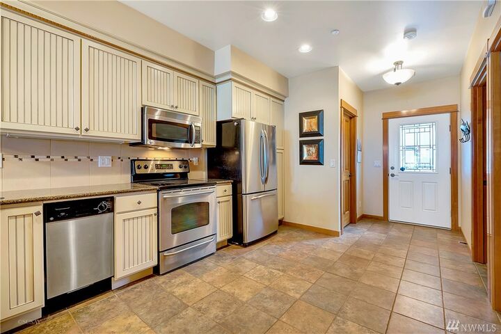 Property Photo:  7714 Birch Bay Dr 209  WA 98230 