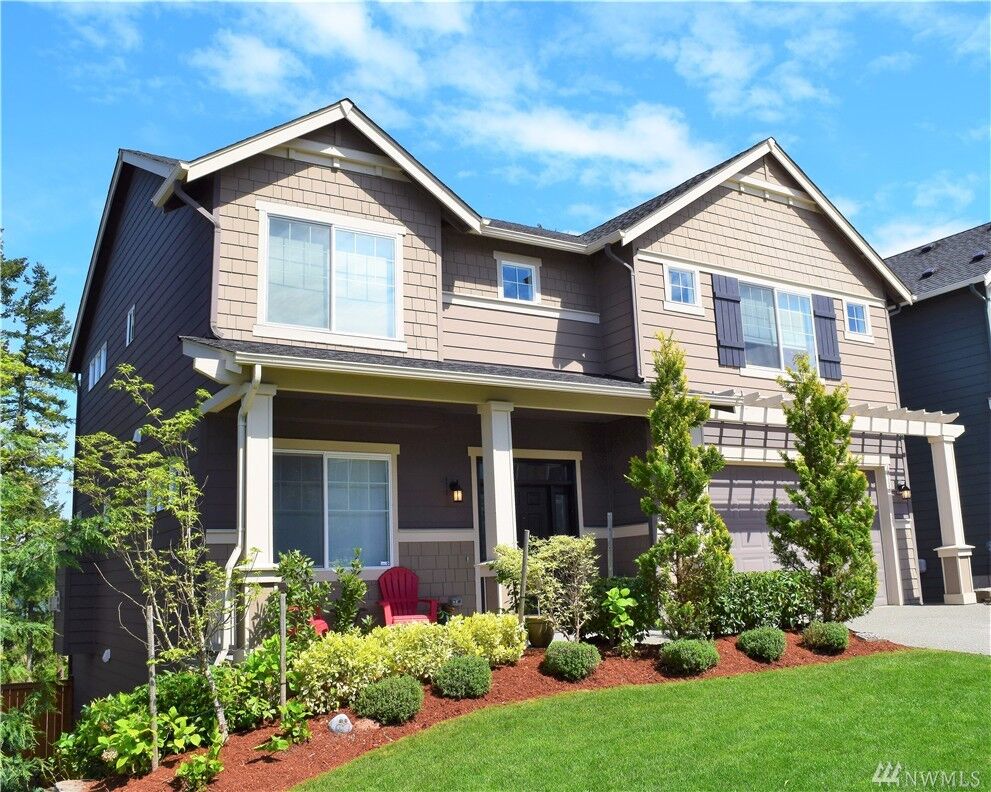 Property Photo:  4005 Highlands Blvd E  WA 98372 