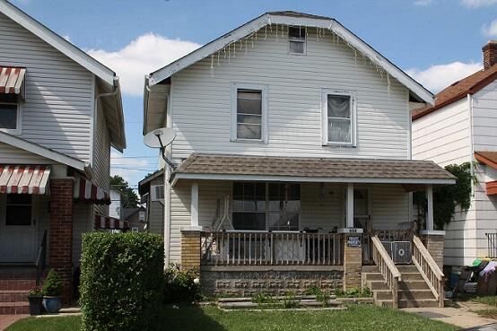 Property Photo:  664 E Moler Street  OH 43207 