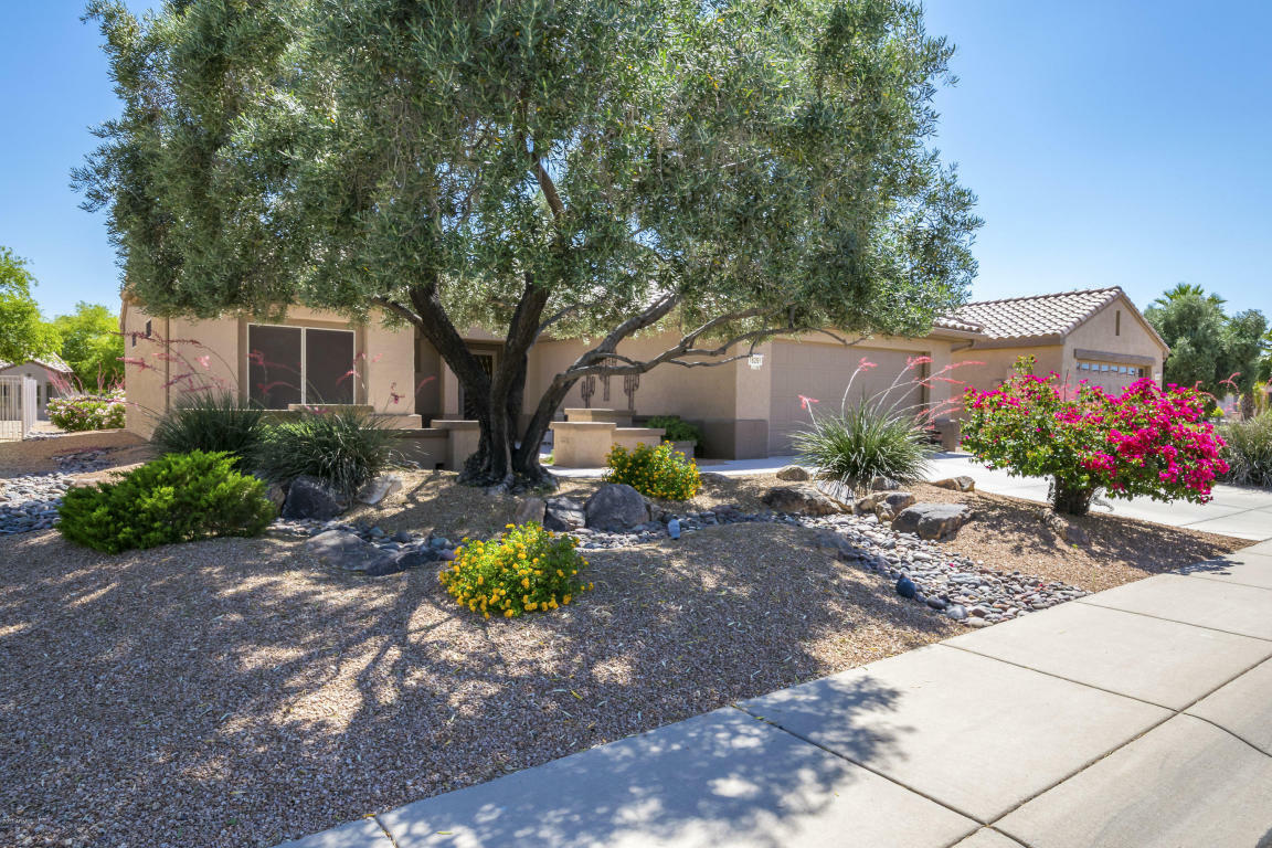 Property Photo: 16261 W Tapatio Drive AZ 85374