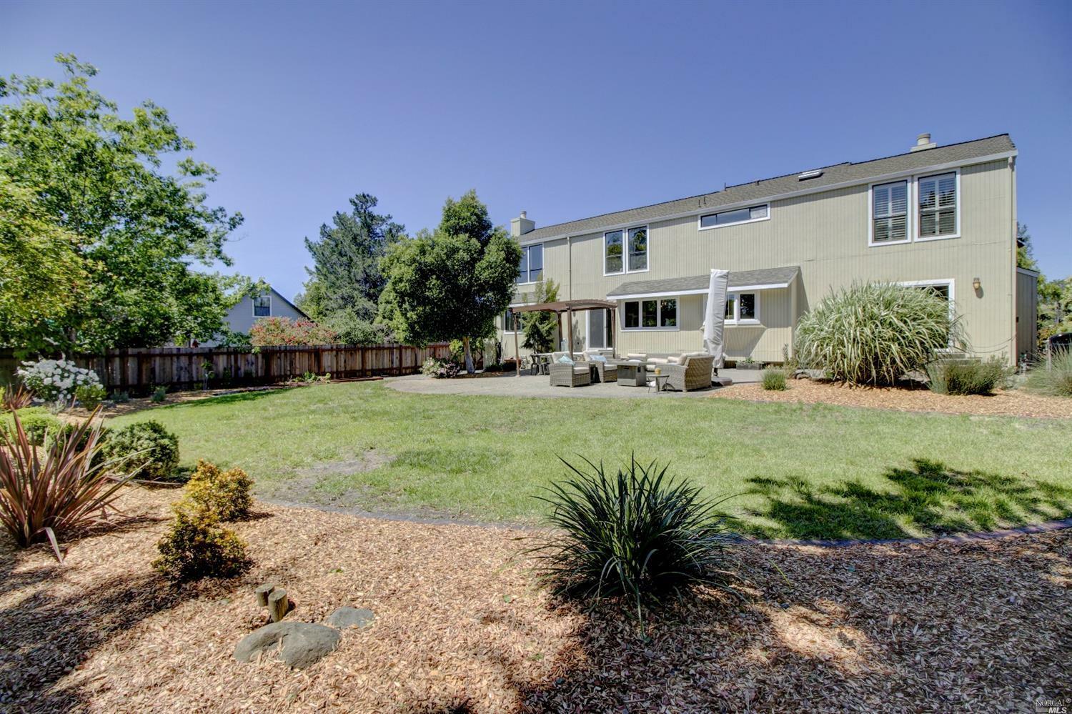 Property Photo:  708 Old Adobe Road  CA 94954 