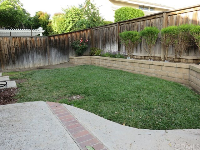 Property Photo:  2 Gainesmill  CA 92620 