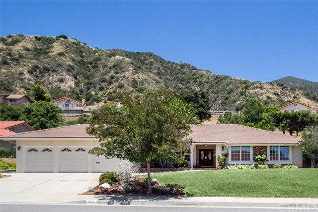 Property Photo:  3915 Skycrest Drive  CA 91107 