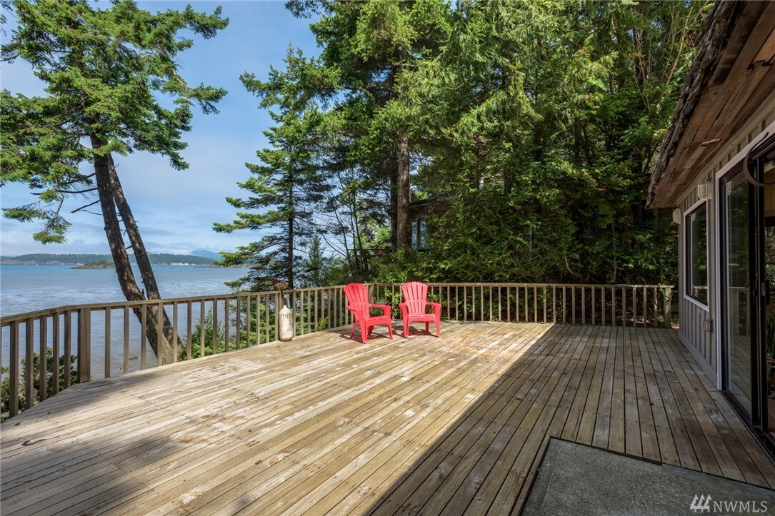Property Photo:  9975 Wawalton Place  WA 98257 