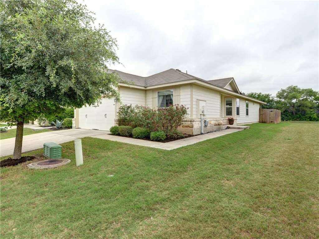 Property Photo:  1601 Sugarberry Lane  TX 78748 