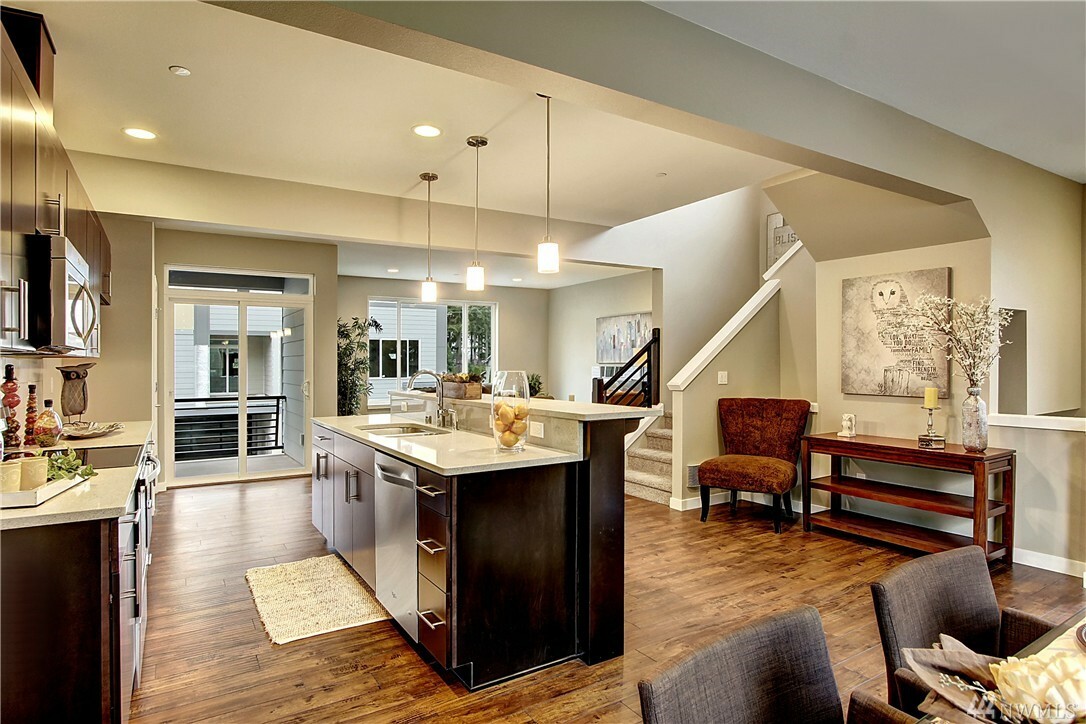 Property Photo: 13724 Ash Wy D-1 WA 98204