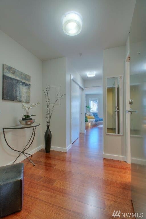 Property Photo:  103 Bellevue Ave E 406  WA 98102 