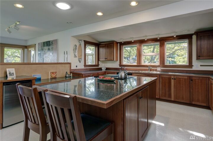 Property Photo: 514 Kiehl Rd WA 98250