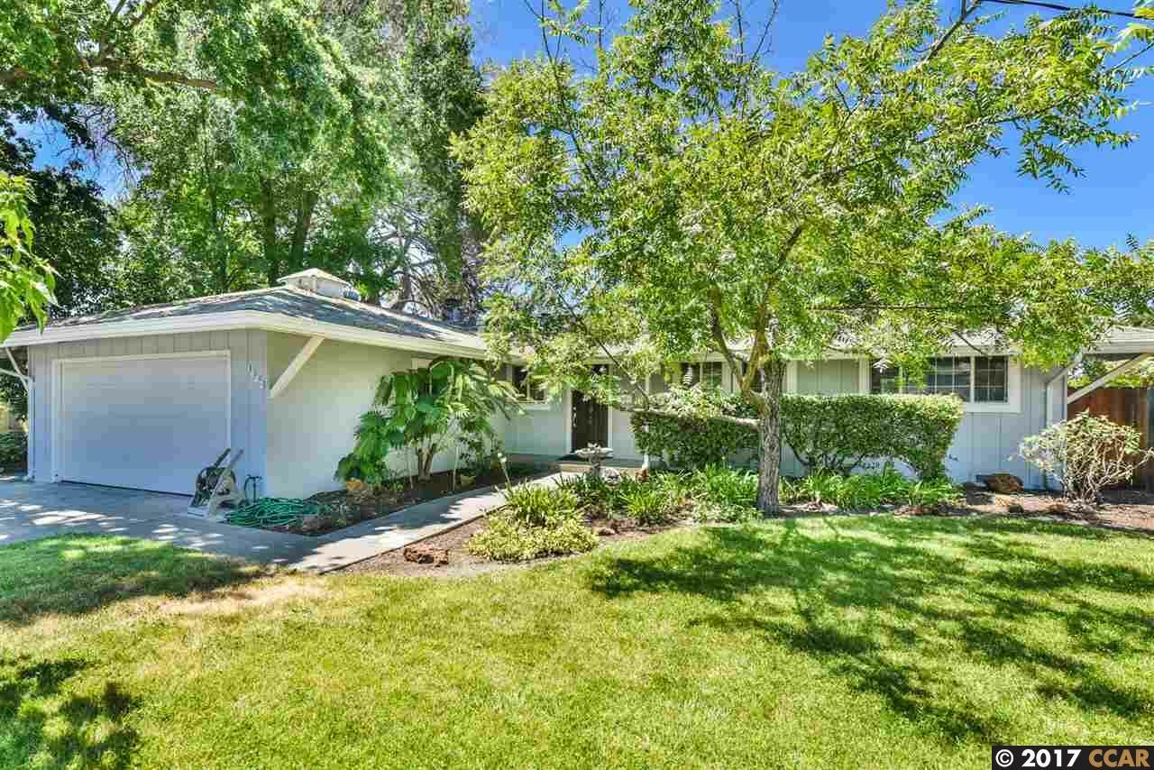 Property Photo:  1662 Saint Lawrence Way  CA 94523 