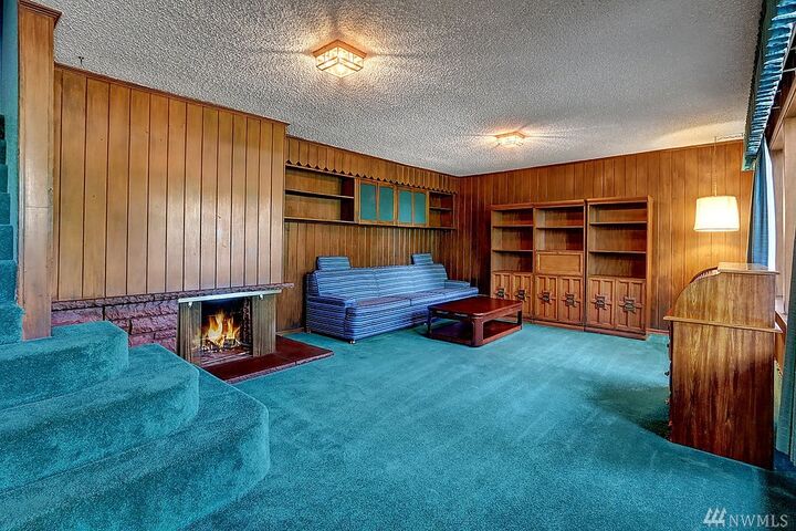 Property Photo:  11616 30th Ave SW  WA 98146 