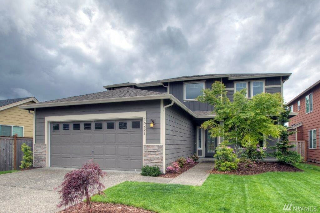 Property Photo:  15421 SE 279th St  WA 98042 