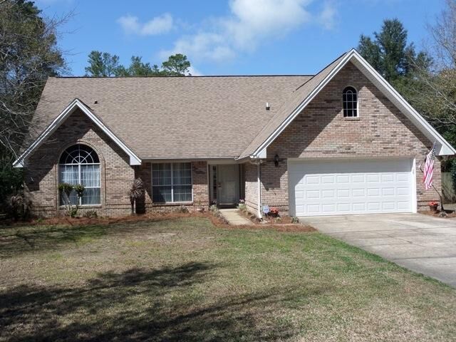 Property Photo: 205 Jamaica Cove FL 32578