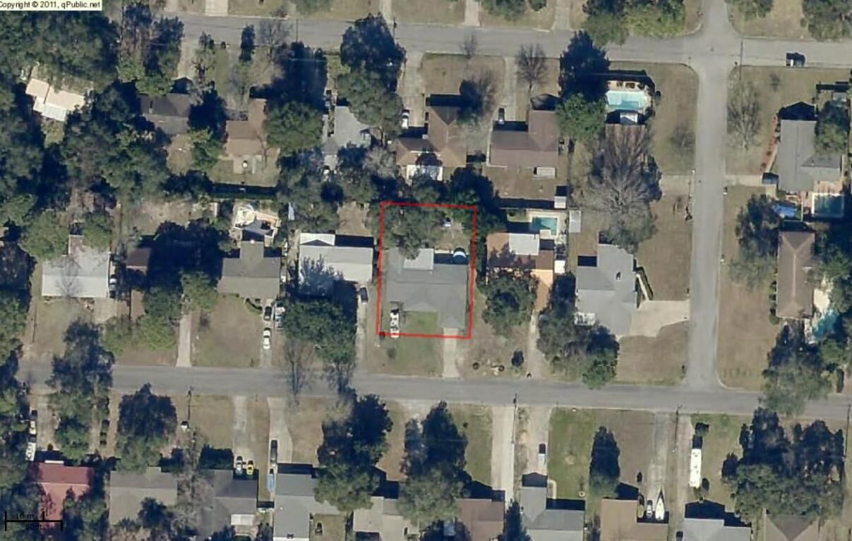 Property Photo:  204 Alden Drive  FL 32547 