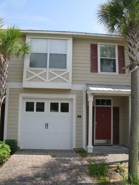 Property Photo:  12 Bald Eagle Court Unit 2-D  FL 32459 