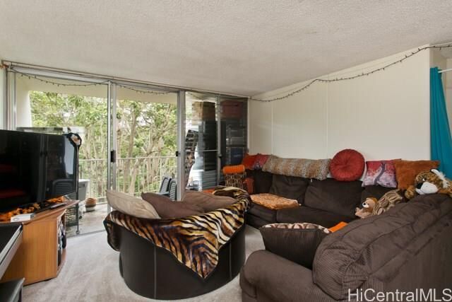 Property Photo:  95-2027 Waikalani Place A402  HI 96789 