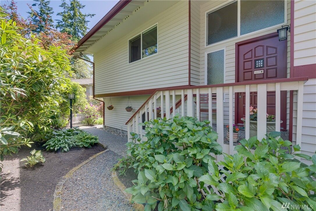 Property Photo: 7105 175th Place SW WA 98026