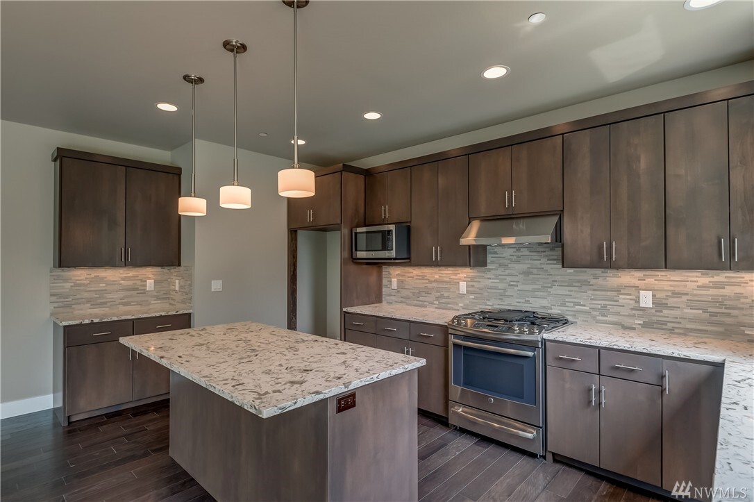 Property Photo: 3312 Sydney Ct WA 98226