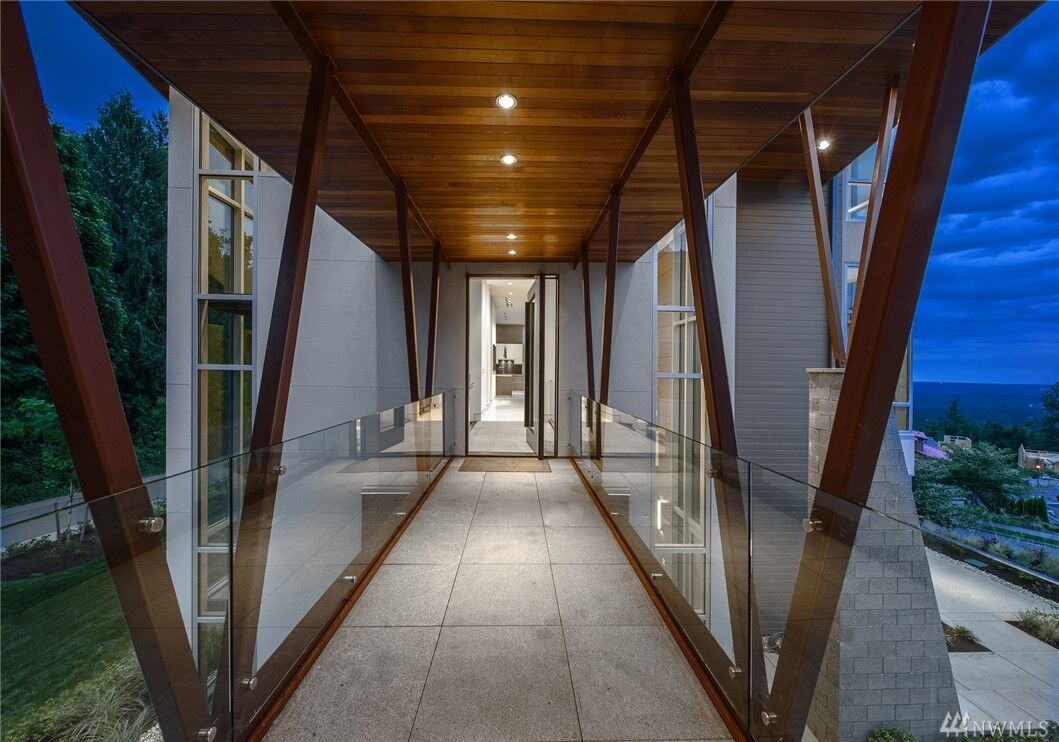 Property Photo:  3351 NE Harrison Dr  WA 98029 