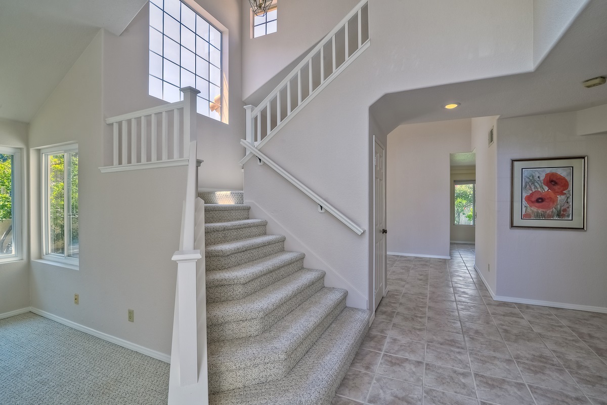 Property Photo: 13697 Quiet Hills Drive CA 92064