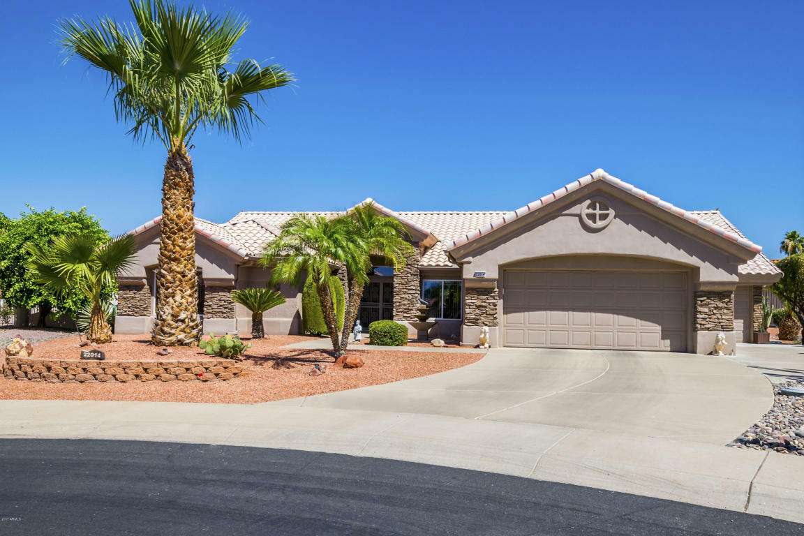 Property Photo: 22014 N Mirage Lane AZ 85375