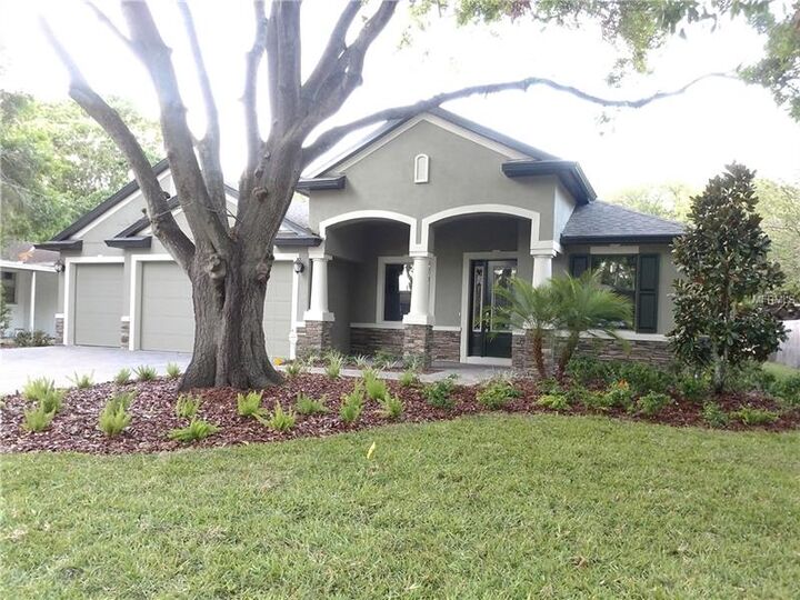 Property Photo: 4007 W Mullen Avenue FL 33609