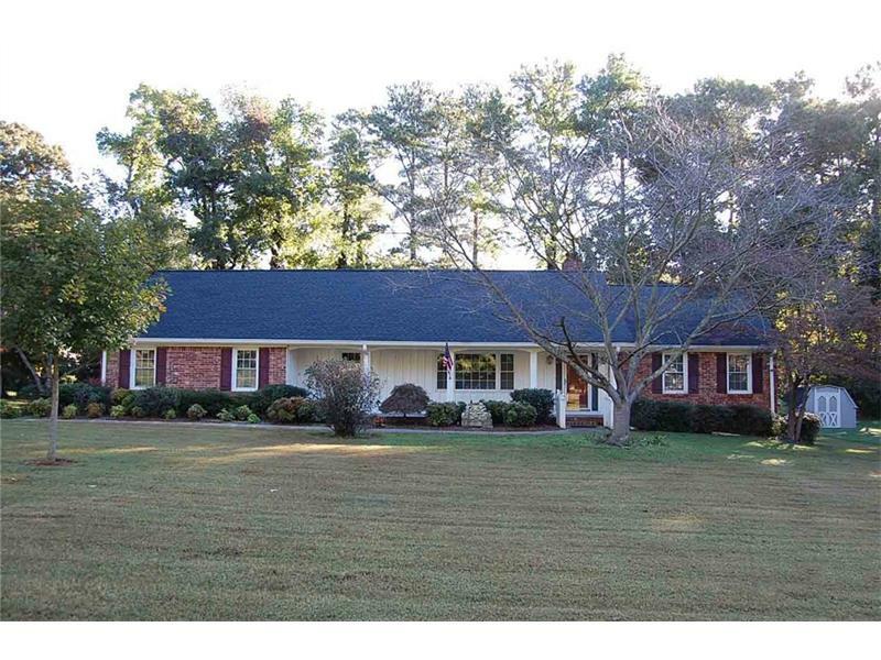 Property Photo: 1261 Longwood Drive SW 30008