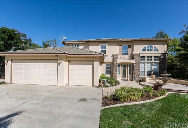 Property Photo:  12250 Tuliptree Circle  CA 92503 